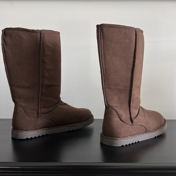 Kids Brown Winter Boots Sz 4 - Picture 5 of 8